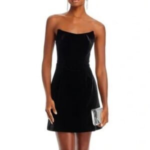 NWT AQUA Strapless Velvet Mini Evening Dress Strapless Bodycon Black Size 8